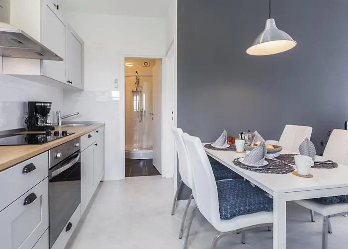 Korculanska Croatia * Poreč