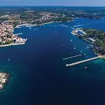 Korculanska Croatia * Пореч